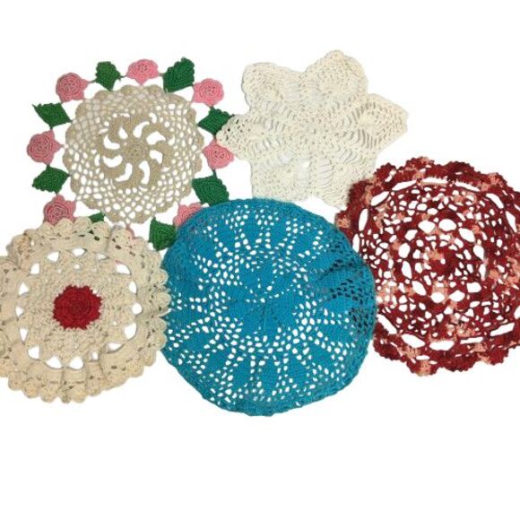 Vtg Lot 5 Hand Crochet Doily Trivet Hot Pad Potholder Red Pink Blue Green - Picture 1 of 11